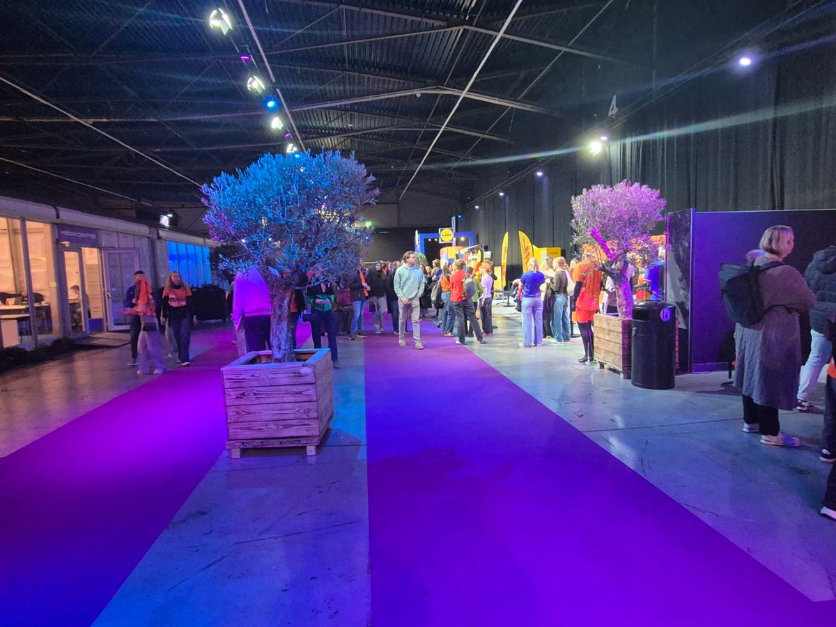 Știm toate naționalele calificate în sferturile de finală la Campionatul Mondial de handbal feminin » 9.000 de fani „oranje” au creat o atmosferă fantastică