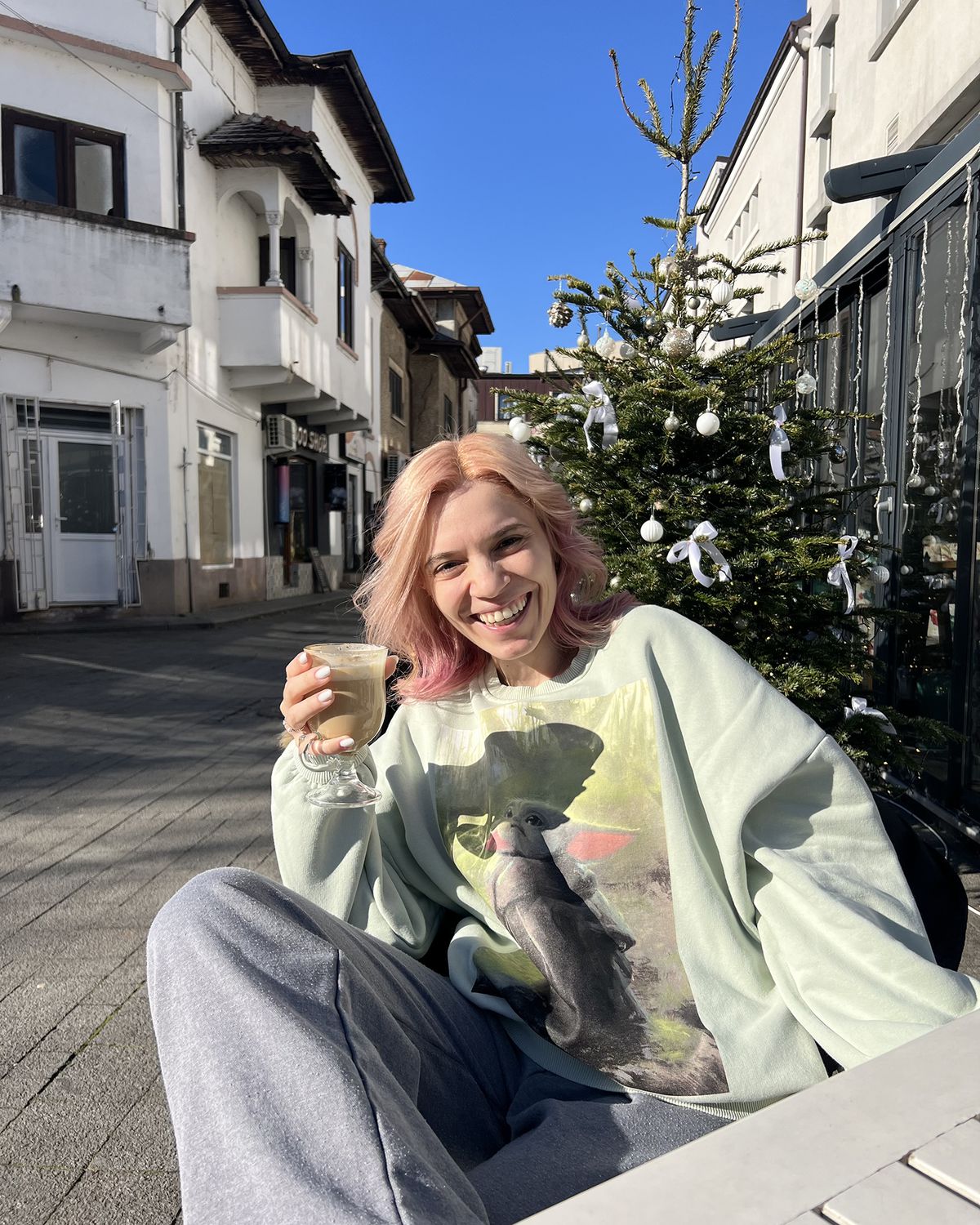 Specialistă în stil de viaţă sănătos: „Am mâncat din frigider cu rușine ani la rând. Azi îi învăț pe oameni să iubească din nou mâncarea”