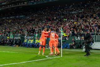 Barcelona a făcut show în meciul cu Betis » Victorie într-un meci cu 8 goluri