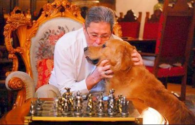 Aproape că a început să plângă în direct când a vorbit despre Cornel Dinu: „Mi se rupe sufletul când îmi răspunde așa. Fii puternic, Mister!”