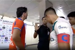 Incredibil: a văzut „roșu” înainte de startul meciului! » Arbitrul l-a eliminat în virtutea unei reguli neverosimile