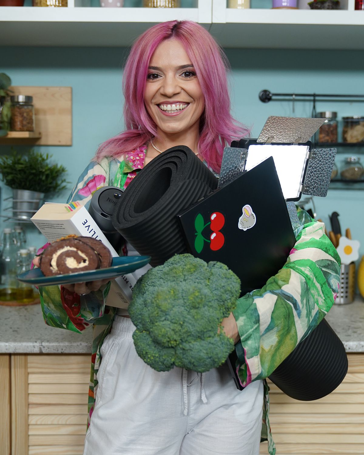 Specialistă în stil de viaţă sănătos: „Am mâncat din frigider cu rușine ani la rând. Azi îi învăț pe oameni să iubească din nou mâncarea”