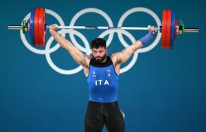 Un italian medaliat cu bronz olimpic este acuzat de viol în grup și riscă zece ani de închisoare
