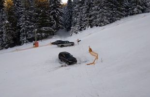 Ce s-a întâmplat cu un BMW care a urcat pe o pârtie de schi din Sibiu