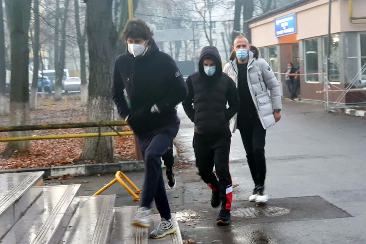 Jucătorii lui Dinamo au efectuat vizita medicală! Doi fotbaliști au refuzat să se prezinte