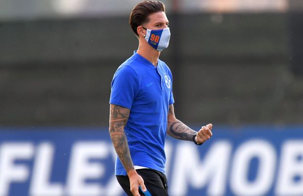 FCSB. Helmuth Duckadam, poziție fermă după dezvăluirile Gazetei: „Nu văd nicio diferență între Belek și Mogoșoaia. Nu e normal să intre în carantină”