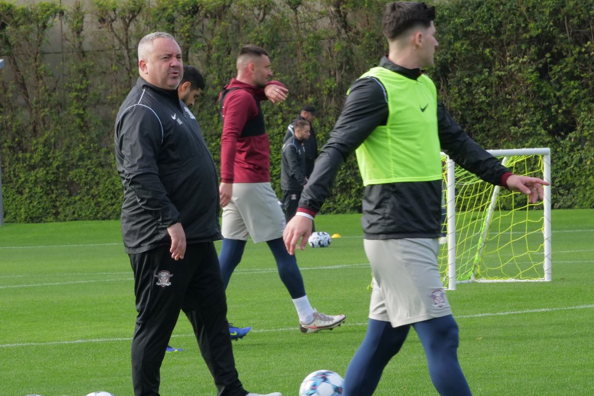 Primele imagini din cantonamentul Rapidului » Săpunaru, omul bun la toate, Moldovan și-a exasperat colegii + când e primul amical