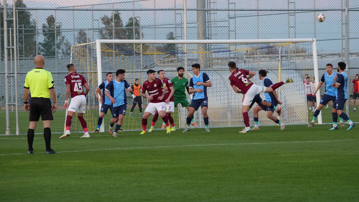 Rapidul lui Mutu, chinuit de o echipă din liga a treia » Emmers i-a salvat pe giuleșteni de un rezultat rușinos