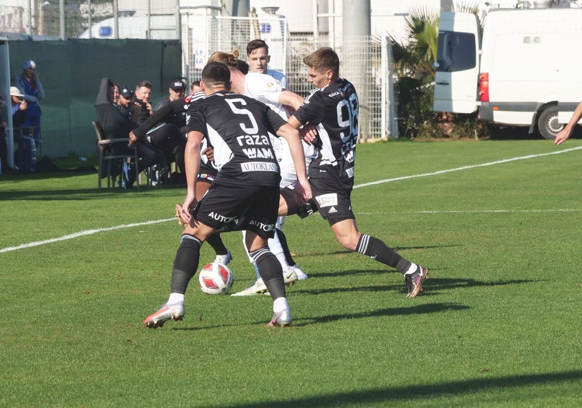 Înfrângere pentru Sabău în primul amical la U Cluj: 1-3 cu Zurich, campioana Elveției. Cum s-au descurcat Miron și Ianis Stoica