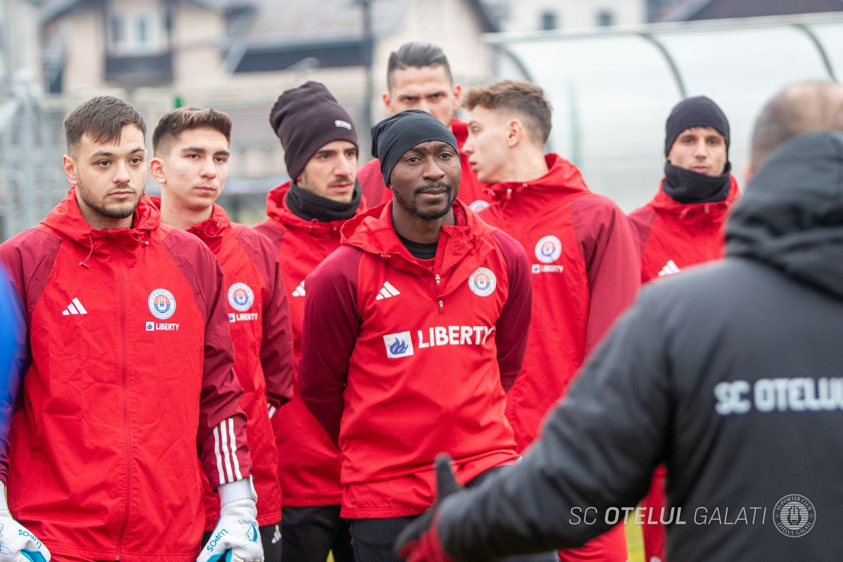 Dorinel Munteanu a făcut spectacol la antrenamentul Oțelului » Antrenorul n-a mai rezistat și s-a băgat la joc