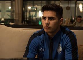 Puștiul pe val din Liga 1 nu vrea să repete greșelile fatale ale fotbaliștilor români: „Majoritatea fac pasul afară, apoi se întorc imediat”