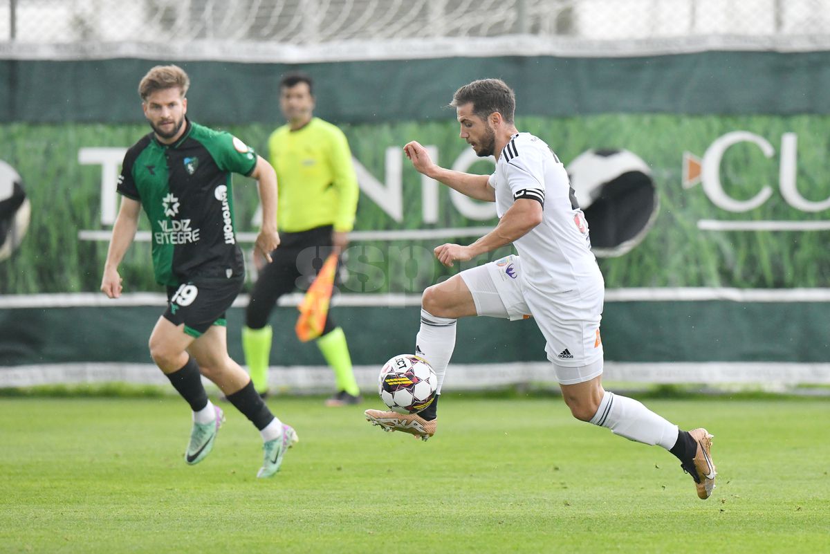 U Cluj - Kocaelispor 1-0. Victorie pentru elevii lui Sabău în primul amical din Turcia! Cum s-au mișcat nou veniții
