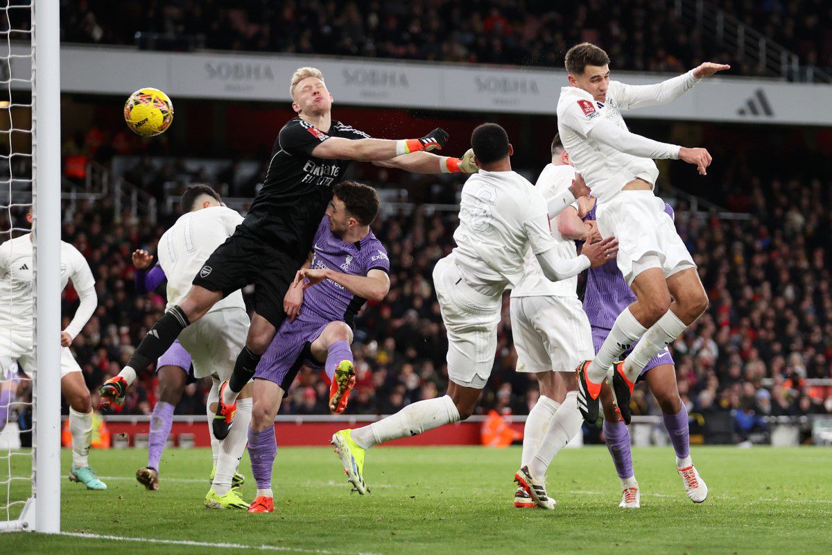 Arsenal - Liverpool 0-2 » „Cormoranii” sunt în „16-imile” Cupei după succesul de pe Emirates!