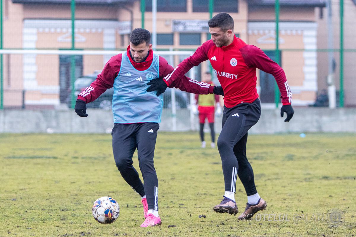 Dorinel Munteanu a făcut spectacol la antrenamentul Oțelului » Antrenorul n-a mai rezistat și s-a băgat la joc