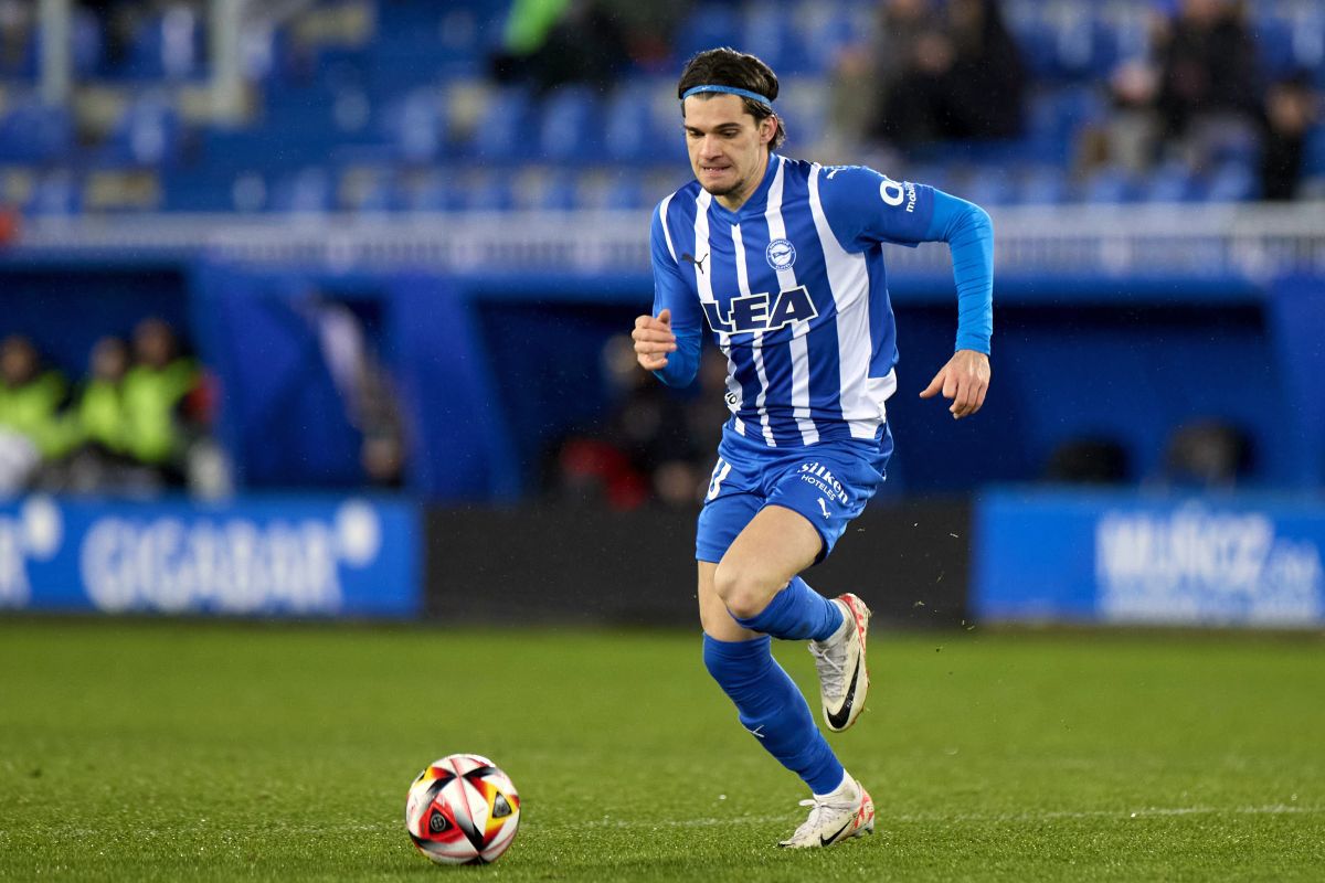 Ianis Hagi, criticat de presa spaniolă: „O treaptă sub colegii lui” » Titular și cel mai slab de la Alaves