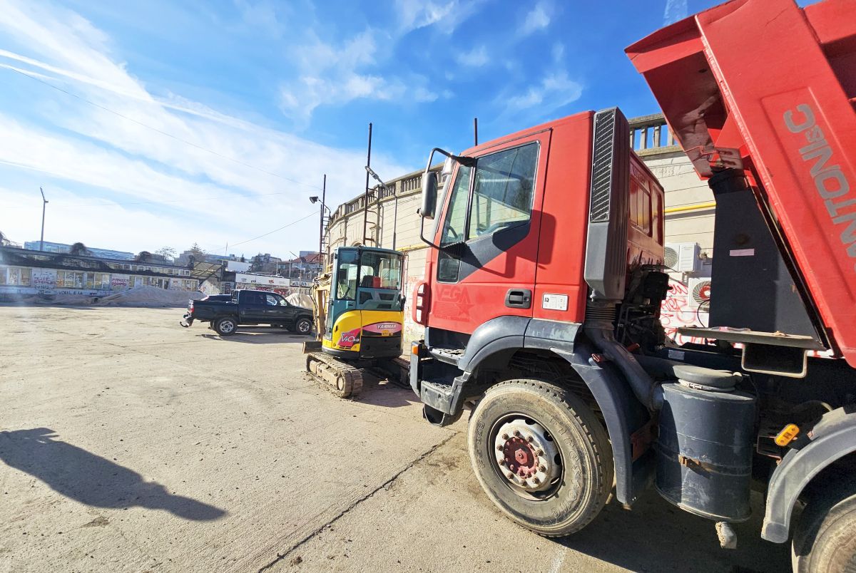 Se lucrează la noul „Dinamo” » Reporterii GSP au intrat pe șantierul complexului din „Ștefan cel Mare”