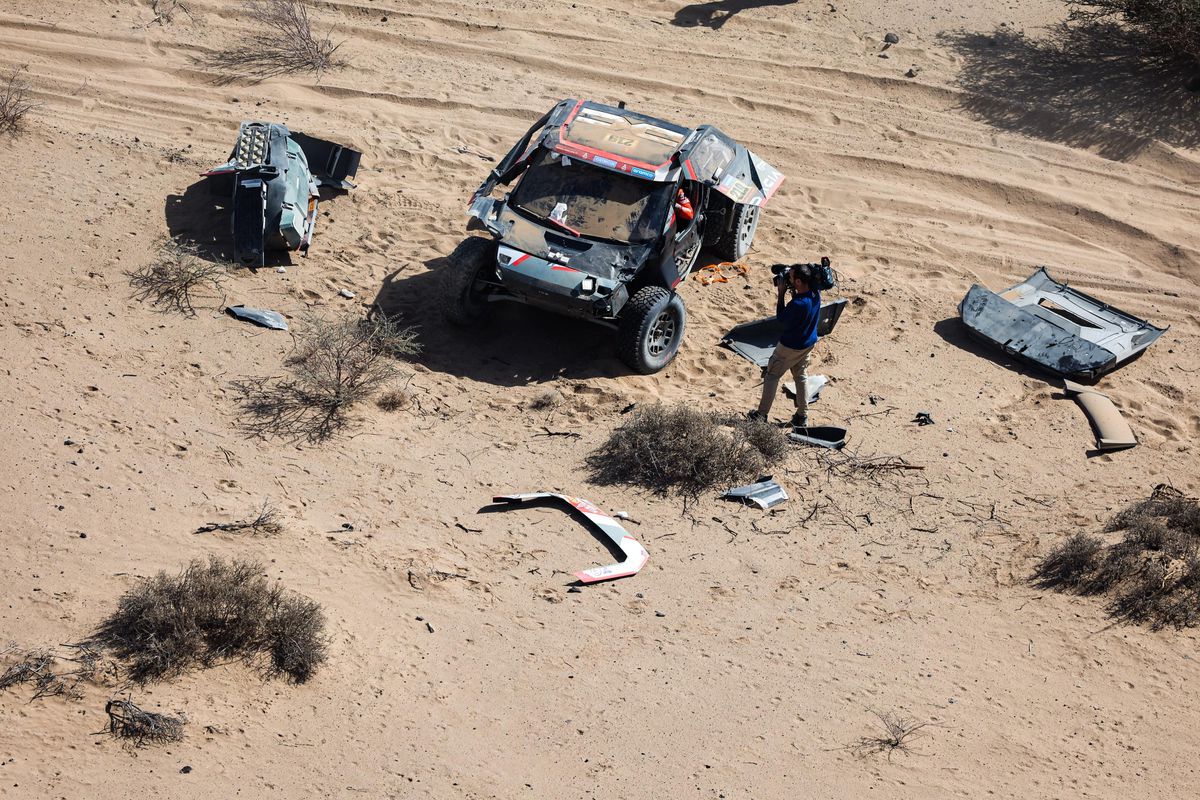 Accident Raliul Dakar Sebastien Loeb