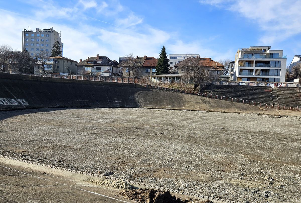 Se lucrează la noul „Dinamo” » Reporterii GSP au intrat pe șantierul complexului din „Ștefan cel Mare”