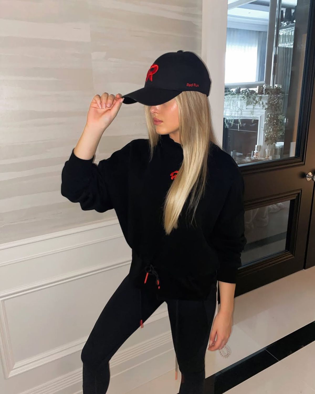 La 20 de ani, fiica lui Steven Gerrard a rămas însărcinată cu fiul unui interlop