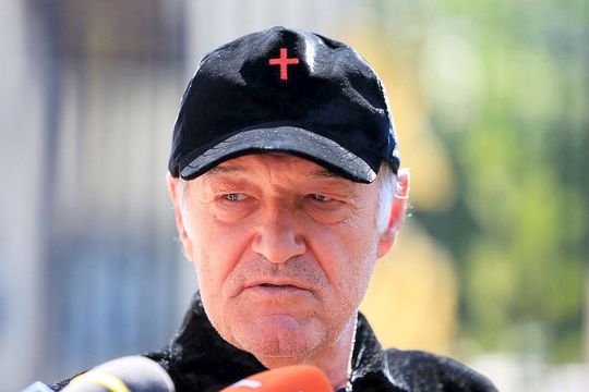 Gigi Becali, patronul FCSB, a anunțat echipa de start pentru meciul cu Lyon