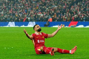 Mo Salah, replică acidă pentru un jucător legendar al lui Liverpool: „Încep să cred că ești obsedat de mine”