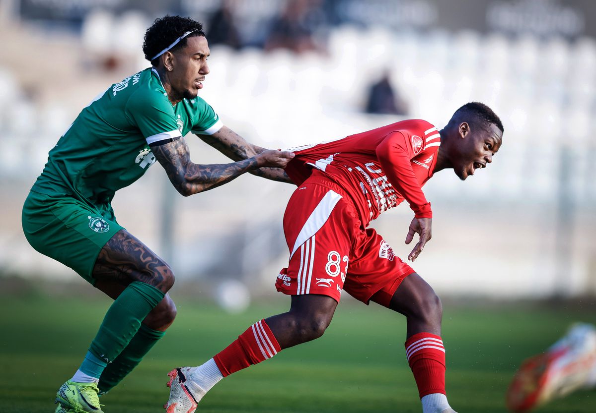 1-1 pentru Leo Grozavu la debut contra unui adversar de grupele Europa League! Hervin Ongenda, declarația zilei: „Nu regret că l-am refuzat pe Becali”