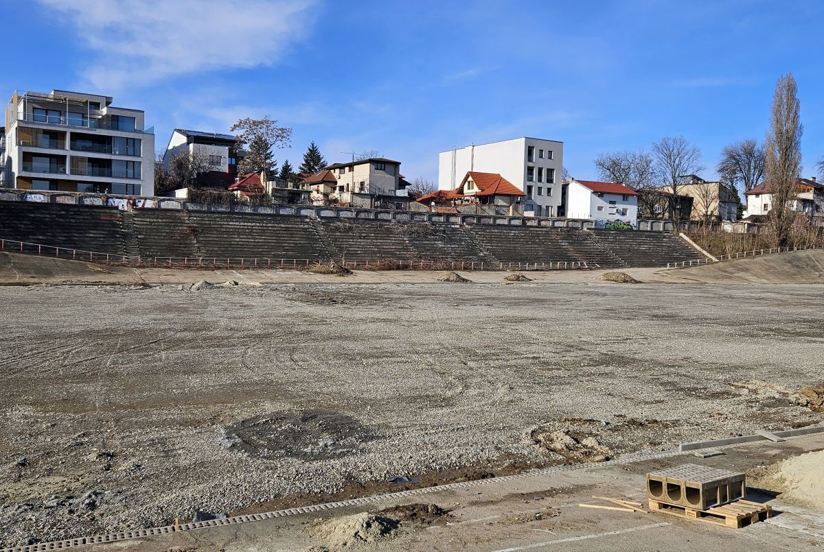 Se lucrează la noul „Dinamo” » Reporterii GSP au intrat pe șantierul complexului din „Ștefan cel Mare”