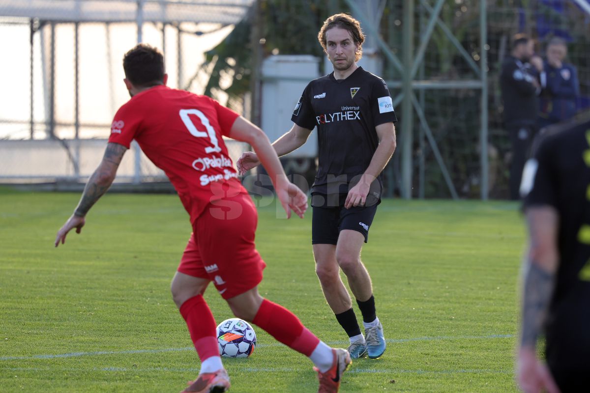 Hermannstadt, victorie sub ochii lui Mircea Lucescu » Selecționerul s-a pozat cu fanii turci