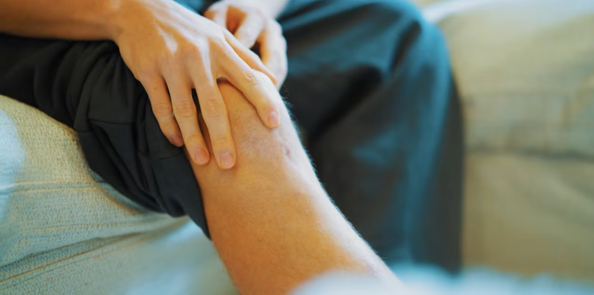 Radu Drăgușin așa cum nu l-ai mai văzut » Fundașul a deschis ușa casei sale din Londra