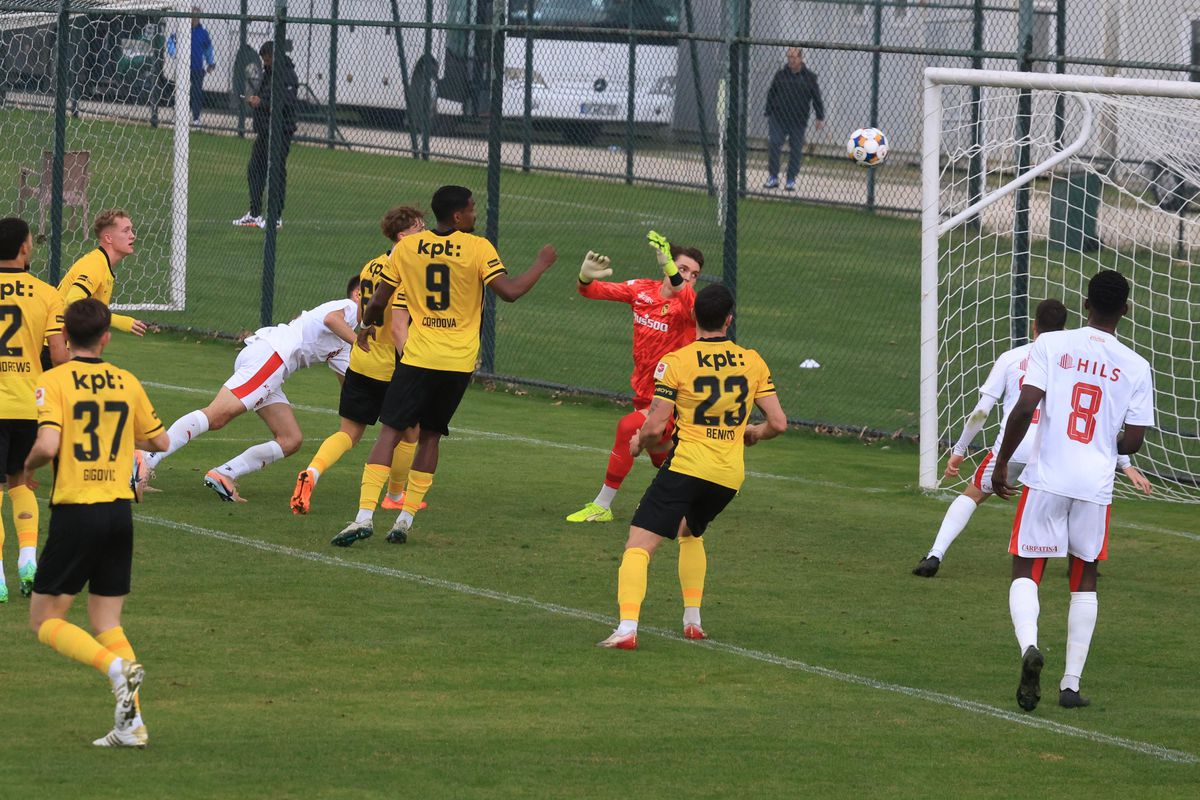 Dinamo și Craiova, amical spate în spate