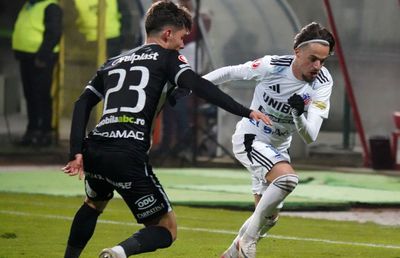 Dorinel Munteanu a luat decizia: nu se mai bazează pe fiul unui fost fotbalist cunoscut al Diviziei A » Reacția jucătorului: „Sunt în discuții cu ei”