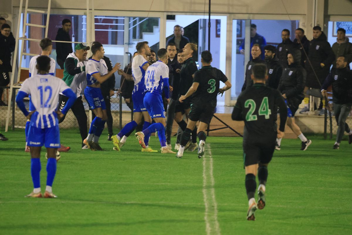 Scandal pe teren în Craiova - Konyaspor