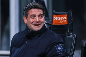 Notele primite de Cristi Chivu după Parma - Inter » Presa din Italia îl laudă pe român: „Niciodată în dubii”