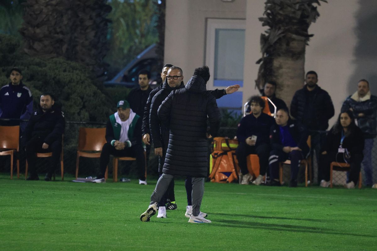 Imagini de la Craiova - Konyaspor