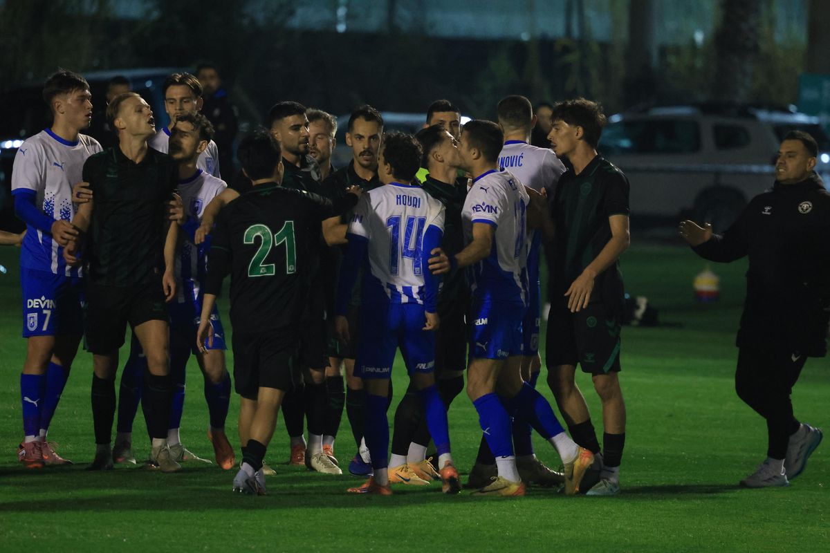 Scandal pe teren în Craiova - Konyaspor