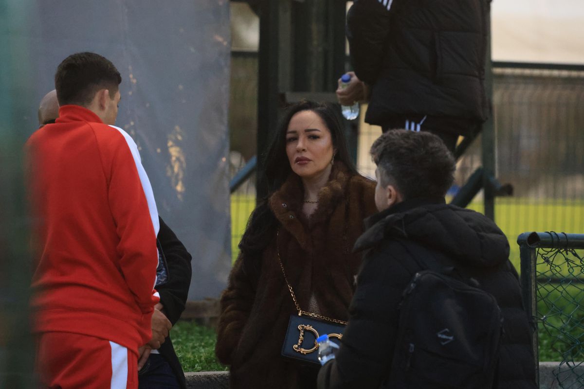 7 detalii de la amicalul lui Dinamo cu Young Boys: prezențe surpriză și experimentul lui Zeljko Kopic » De ce și-au modificat „câinii” echipamentul