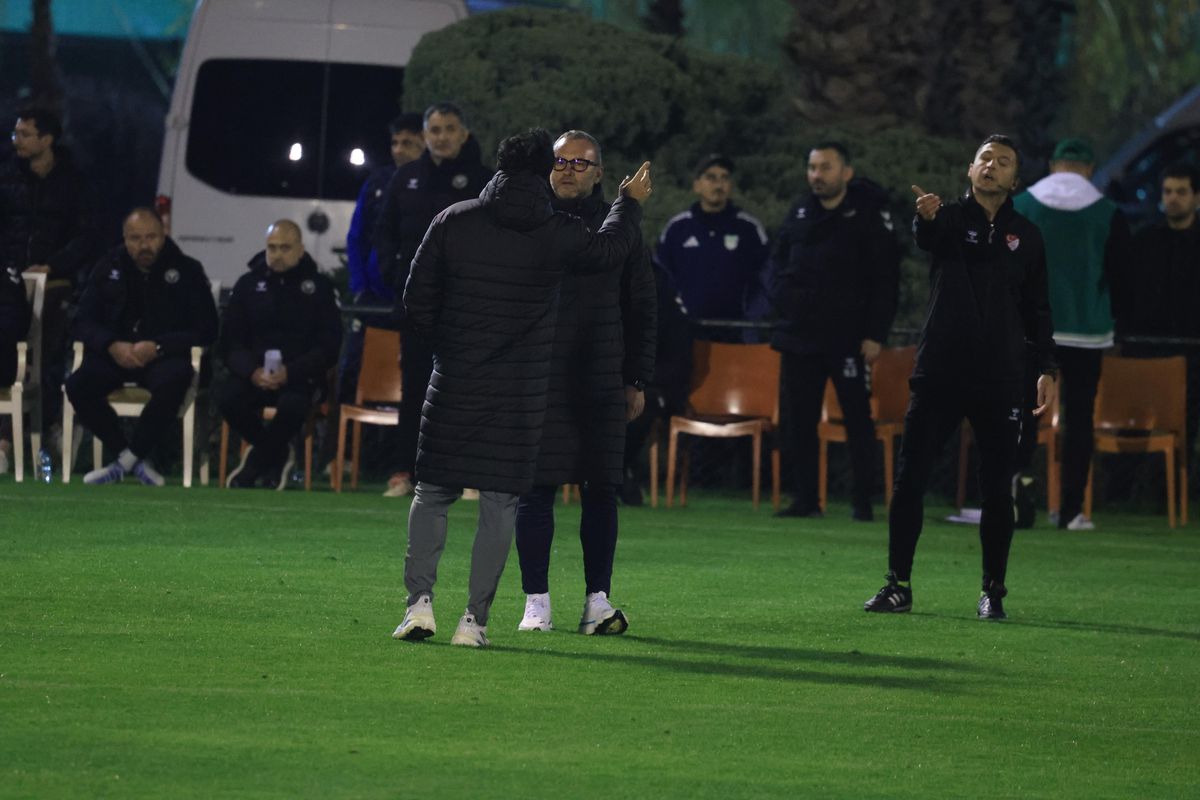 Imagini de la Craiova - Konyaspor