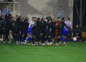 Bătaie generală la primul amical al Universității Craiova din Antalya: Coelho a intrat pe teren » Imagini de pe gazon