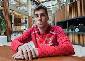 Viața unui fotbalist spaniol în România: „Chiar vreau să învăț asta!” » Ce i se pare „un dezastru” în țara adoptivă