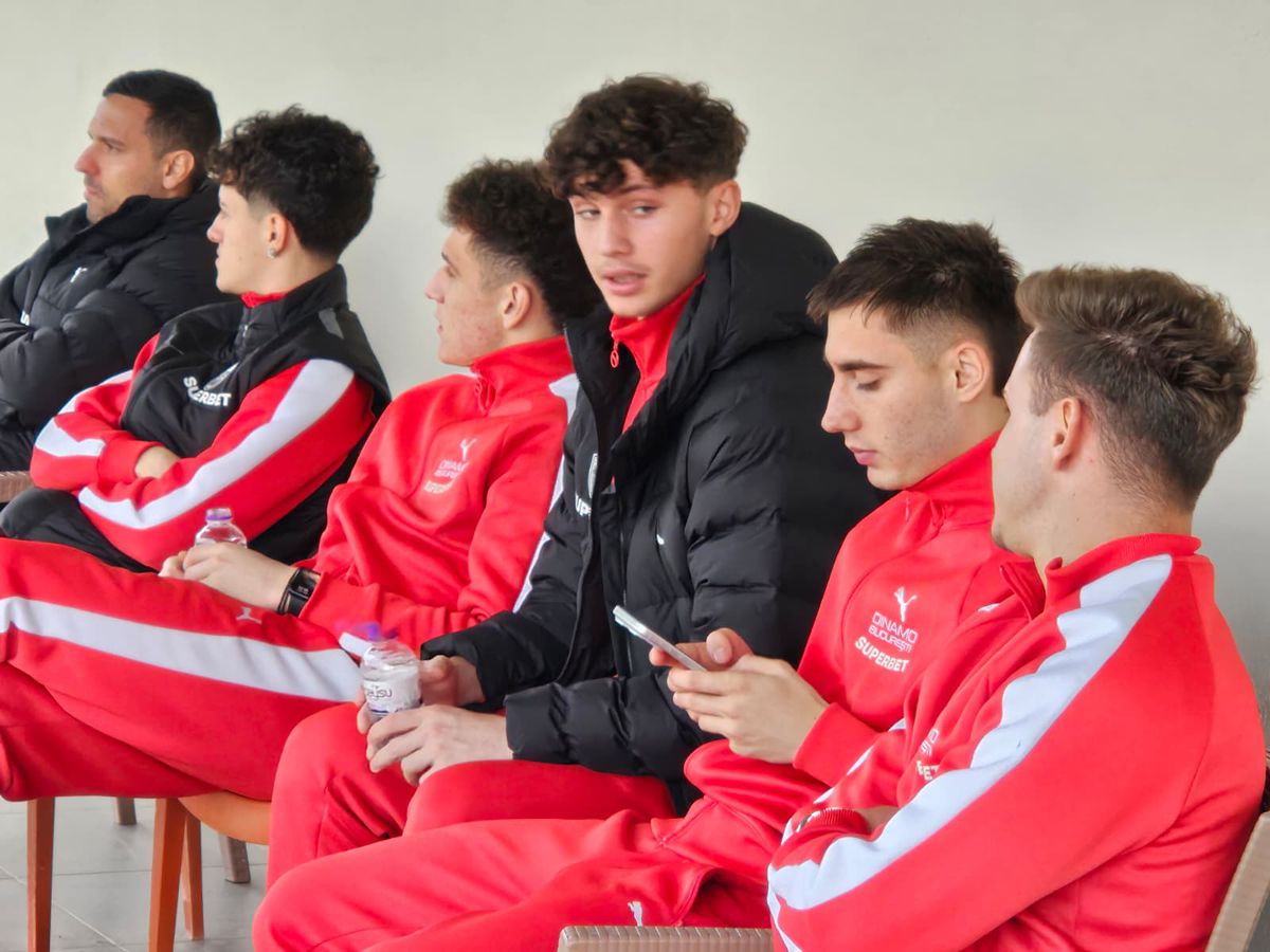 Dinamo și Craiova, amical spate în spate