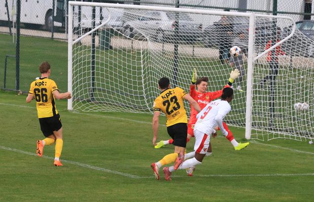 7 detalii de la amicalul lui Dinamo cu Young Boys: prezențe surpriză și experimentul lui Zeljko Kopic » De ce și-au modificat „câinii” echipamentul