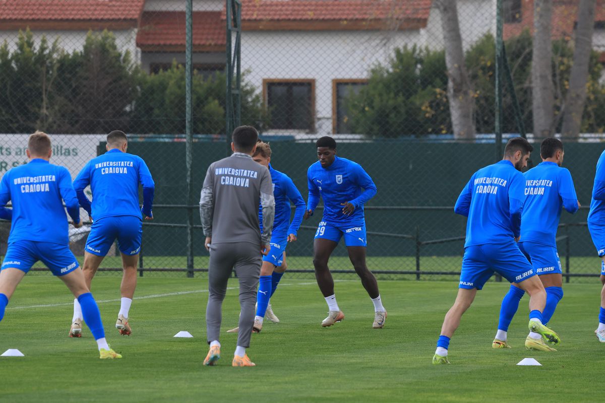 Imagini de la Craiova - Konyaspor