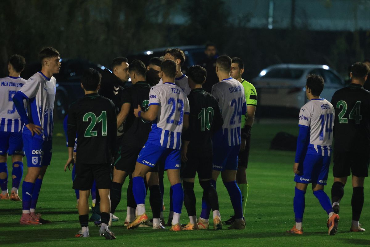 Imagini de la Craiova - Konyaspor