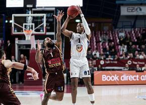 Umana Reyer Veneția – U-BT Cluj-Napoca, derby-ul zilei în EuroCup: ofensiva alb-negrilor e anihilată