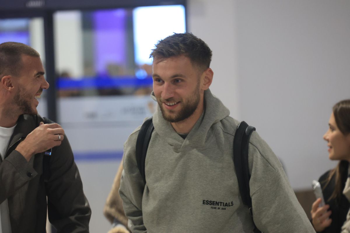 Denis Drăguș a sosit în Antalya pentru a semna cu noua echipă: „E o onoare, abia aștept să joc”