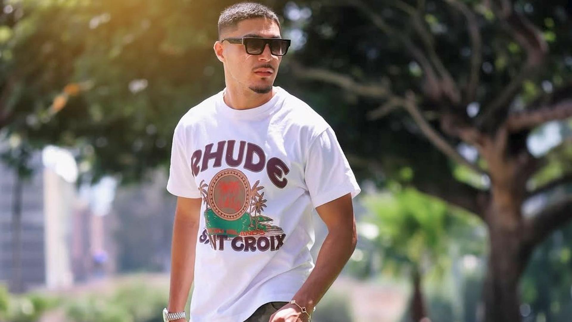 Lisav Eissat în tricoul lui Dinamo pe teren, în timpul negocierilor cluburilor pentru transfer Dinamo Lisav Eissat negocieri cluburi. | sursa foto: Gazeta Sporturilor
