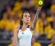 ROMÂNIA - RUSIA, FED CUP // Cronica primului meci al zilei, Ruse - Alexandrova 1-6, 4-6 » Prea multe emoții