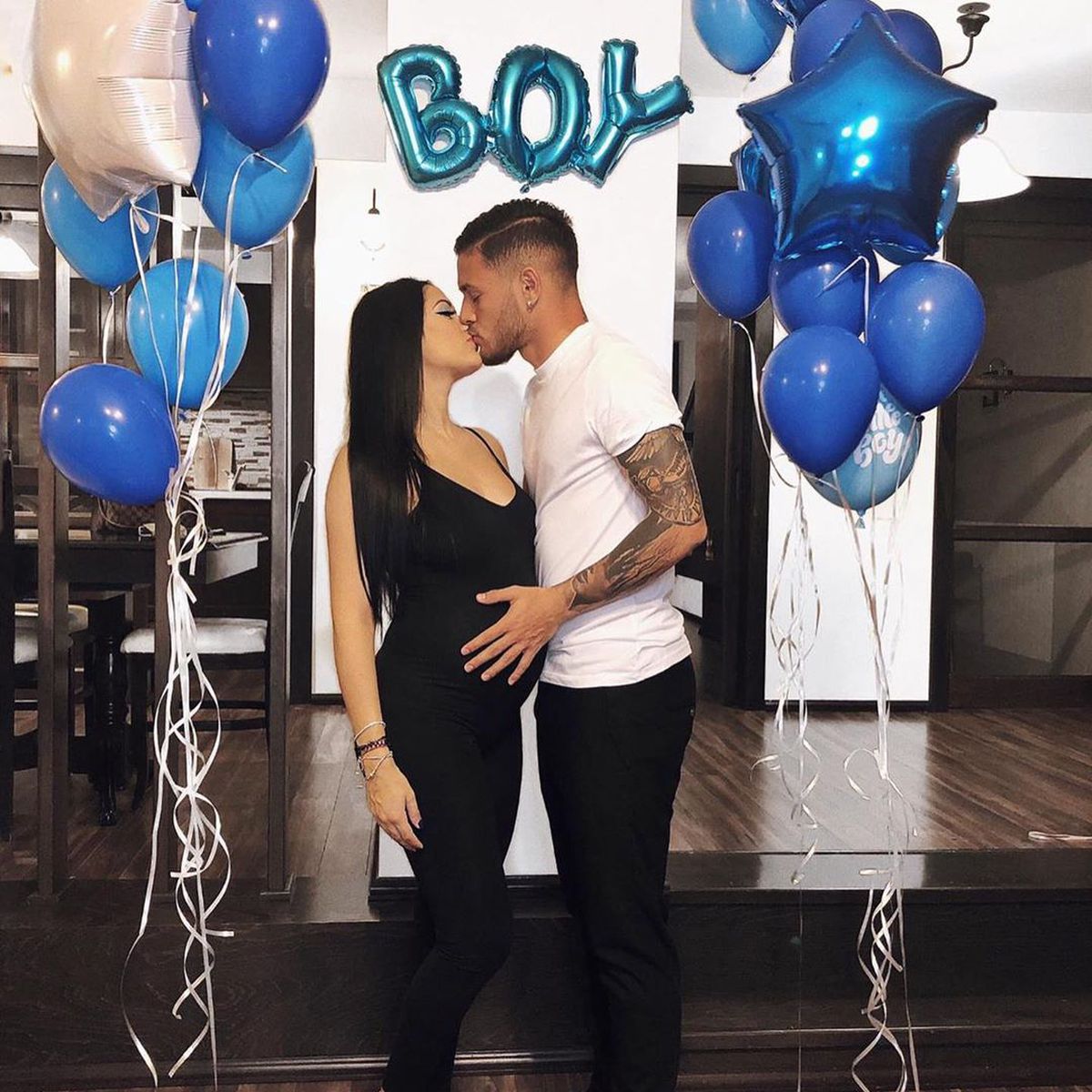 FOTO Fotbal, shooting, fotbal » Alex Ioniță impresionează momentan doar în ședințele foto