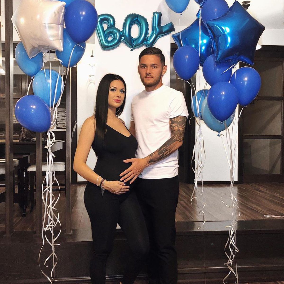 FOTO Fotbal, shooting, fotbal » Alex Ioniță impresionează momentan doar în ședințele foto