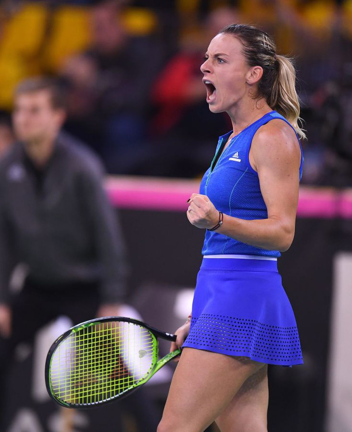 ROMÂNIA - RUSIA 1-1, FED CUP // Cronica celui de-al doilea meci al zilei, Bogdan - Kudermetova 6-3, 6-7 (5), 6-1 » Speranțe tricolore